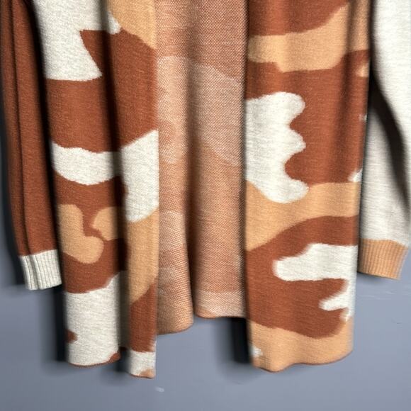 Olive & Vine Brown and Tan Printed Open Cardigan Size Medium - Picture 2 of 8